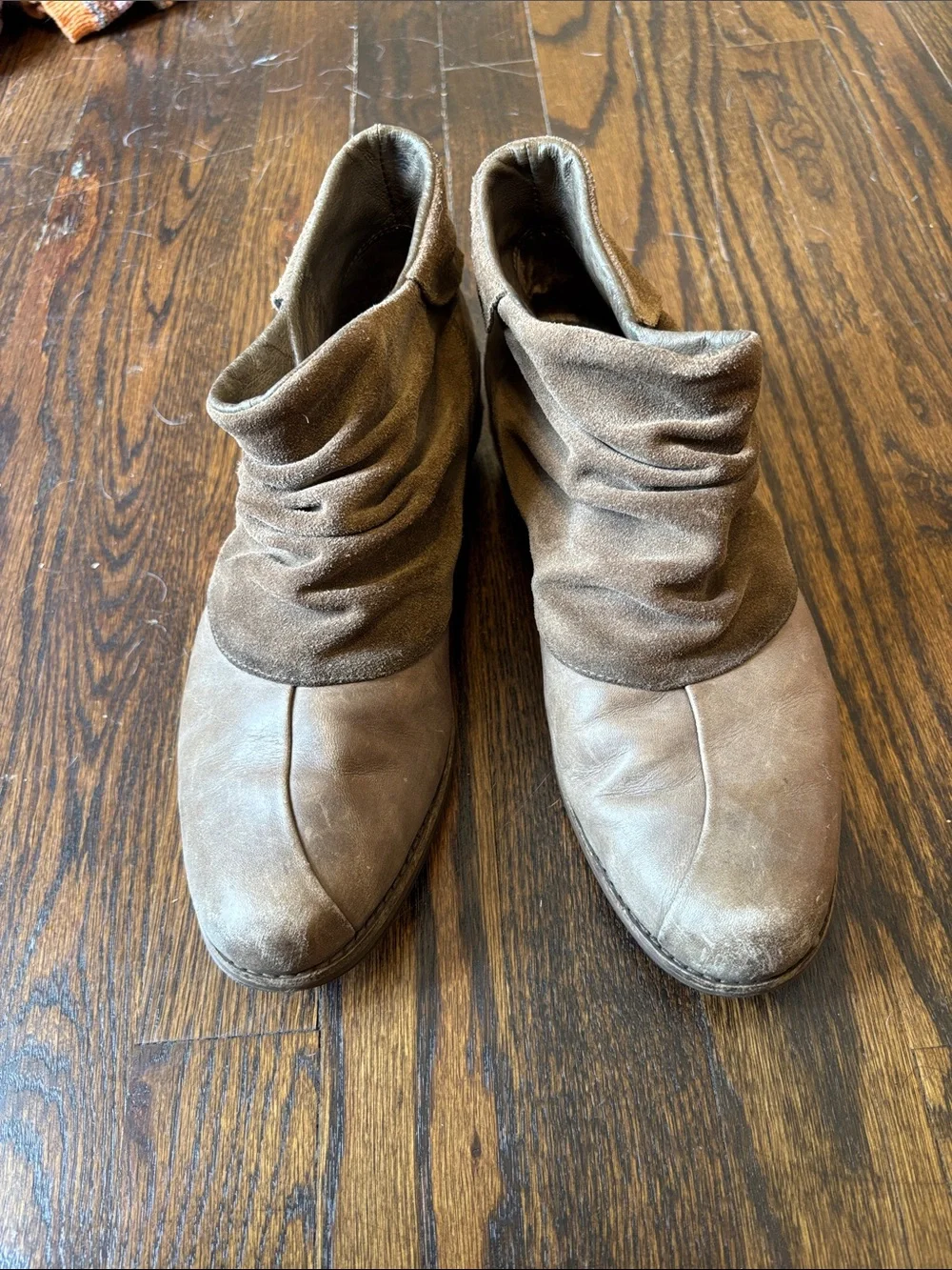 Patagonia Women's Brown Suede Slouch Ankle Boots